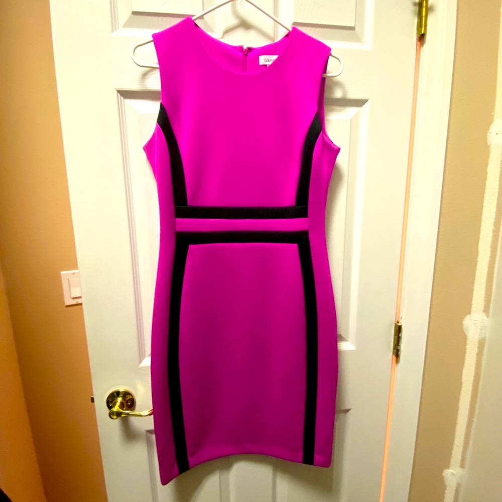 Calvin Klein Women’s Scuba Sleeveless Sheath